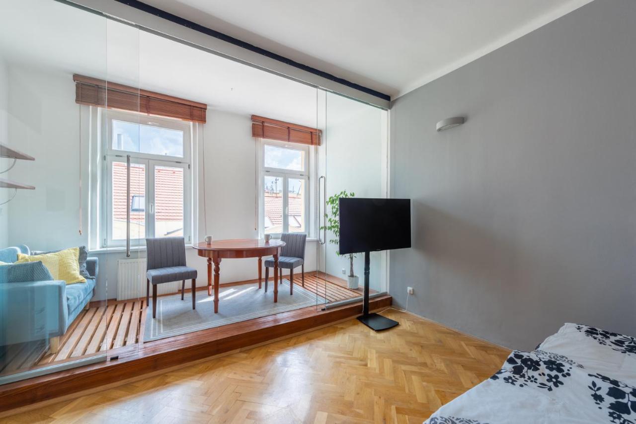 Modern Apartment Few Steps From Centre 1