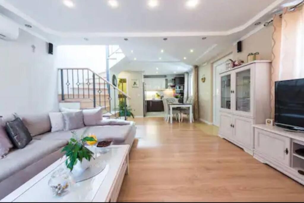 Vacation House Cavtat - Deluxe House Garden View 1