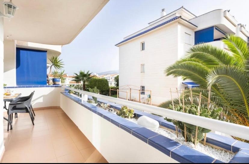 Apartamento En Los Cristianos Urb.Playa Graciosa