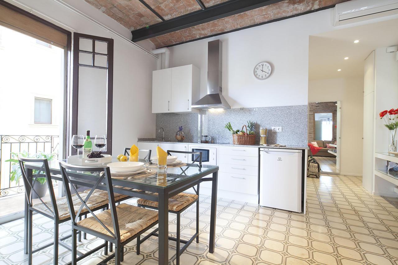 Happy People – Sagrada Familia Sant Pau 2