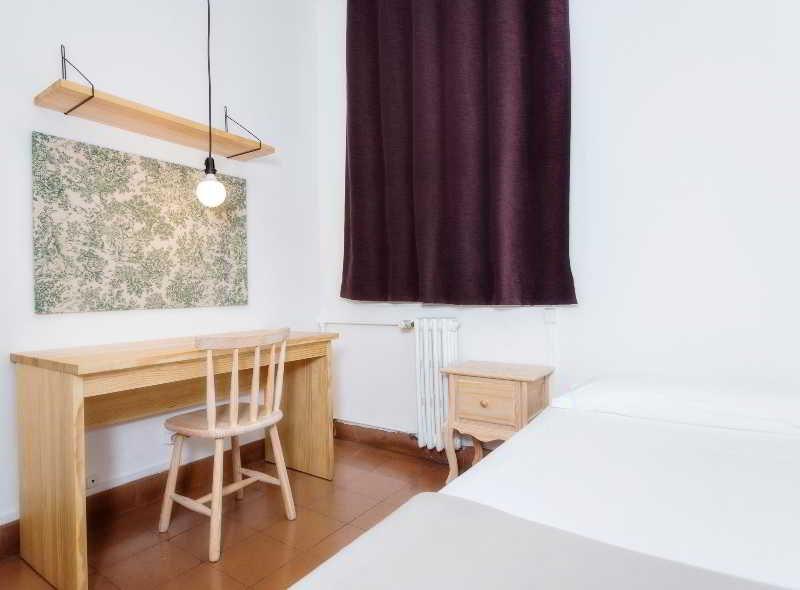 Nikbor Universitaria Residence