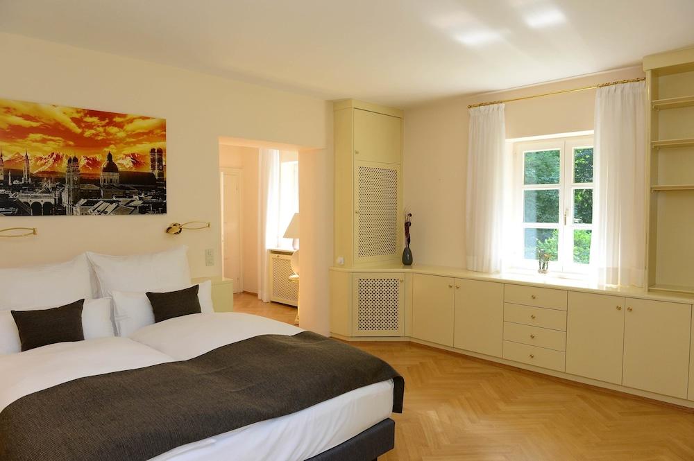 Frederics Residenz Am Englischen Garten 1