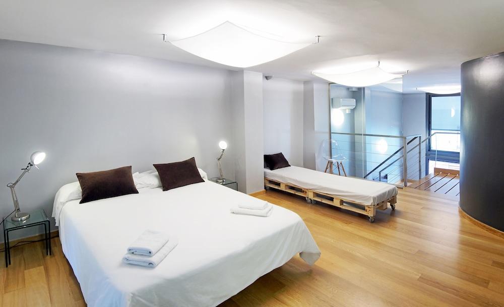 Msb Gracia Pool Terrace Center 1