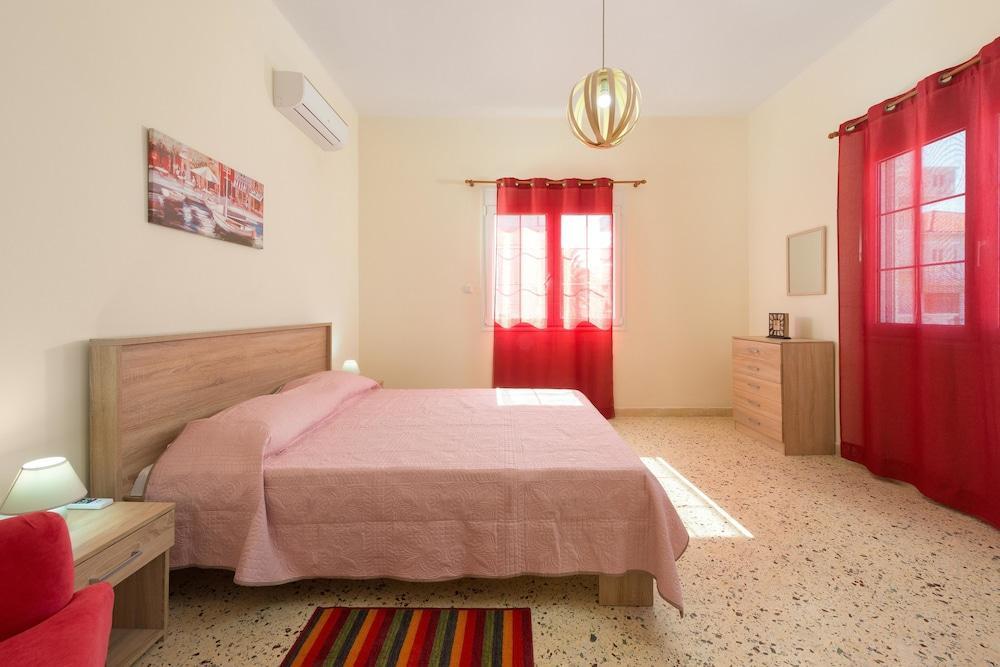 Violetas Apartment 2