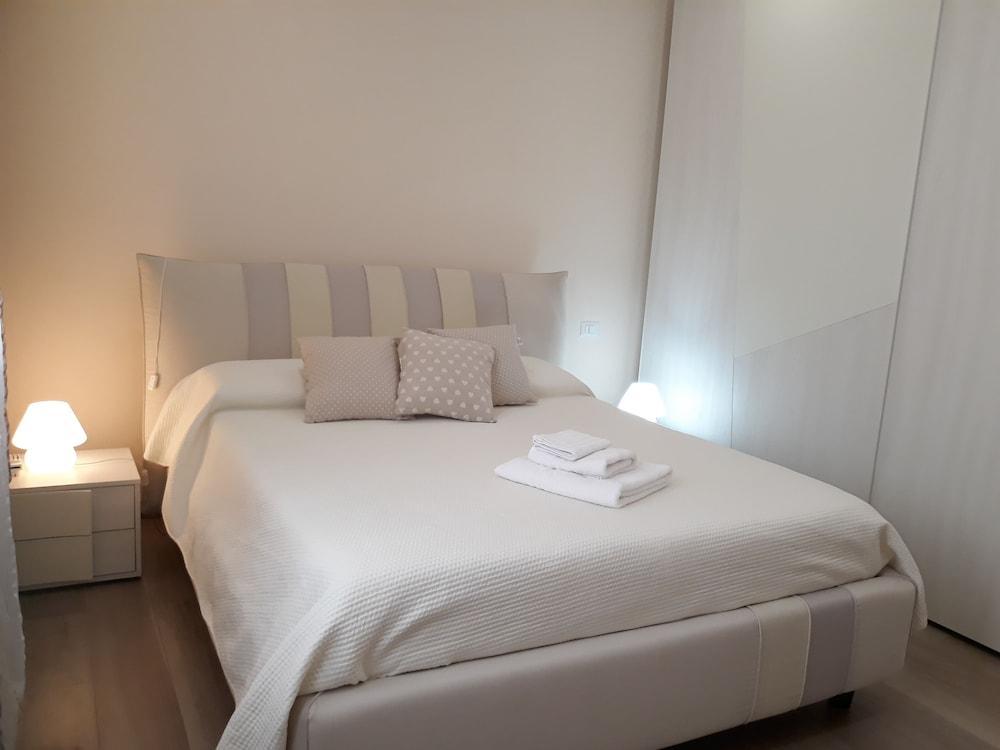 B&B Il Viale Degli Aranci 1