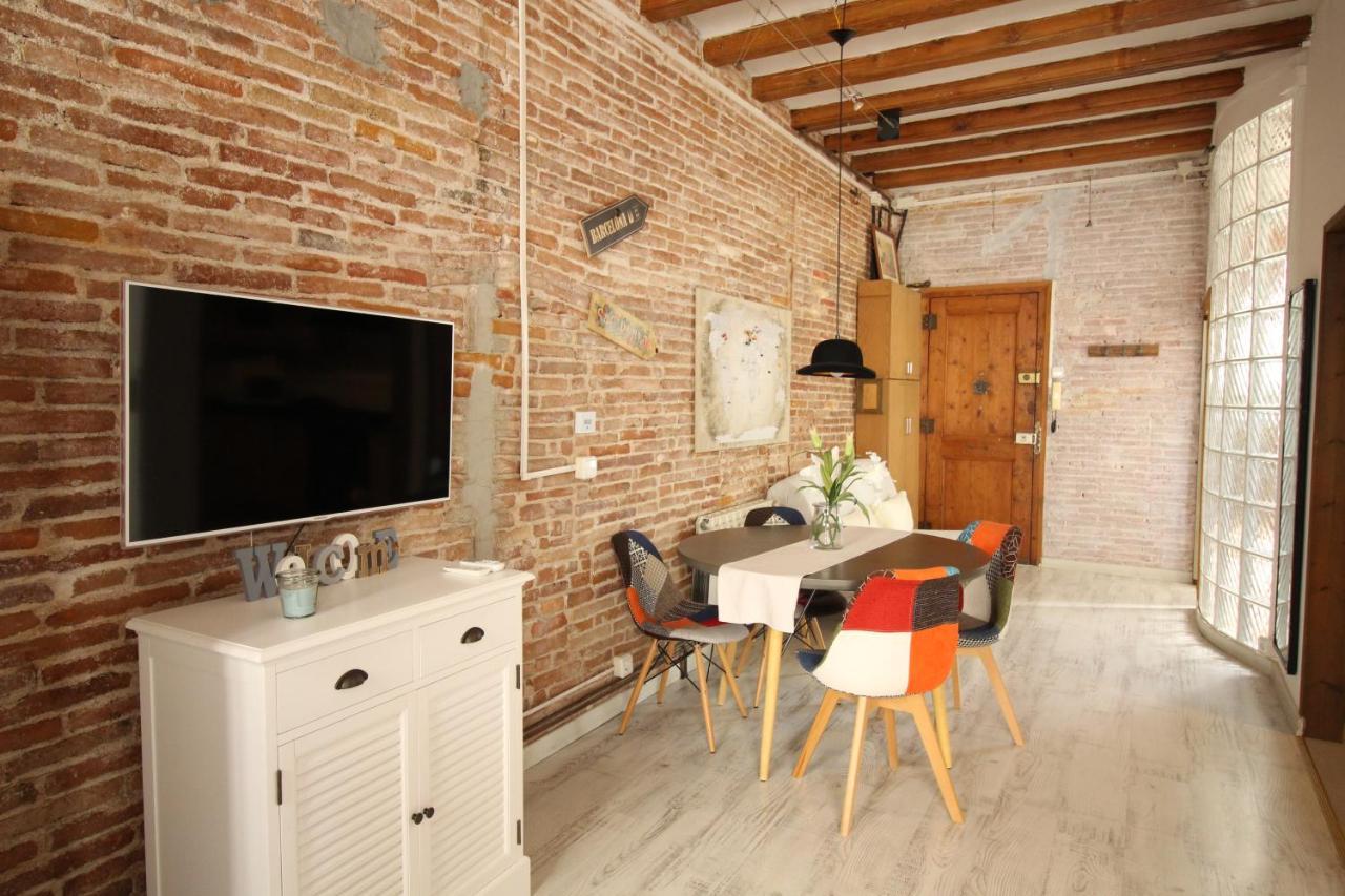 Lovely Loft Near Barcelona Center 1