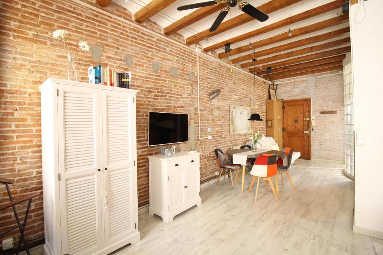 Lovely Loft Near Barcelona Center 2