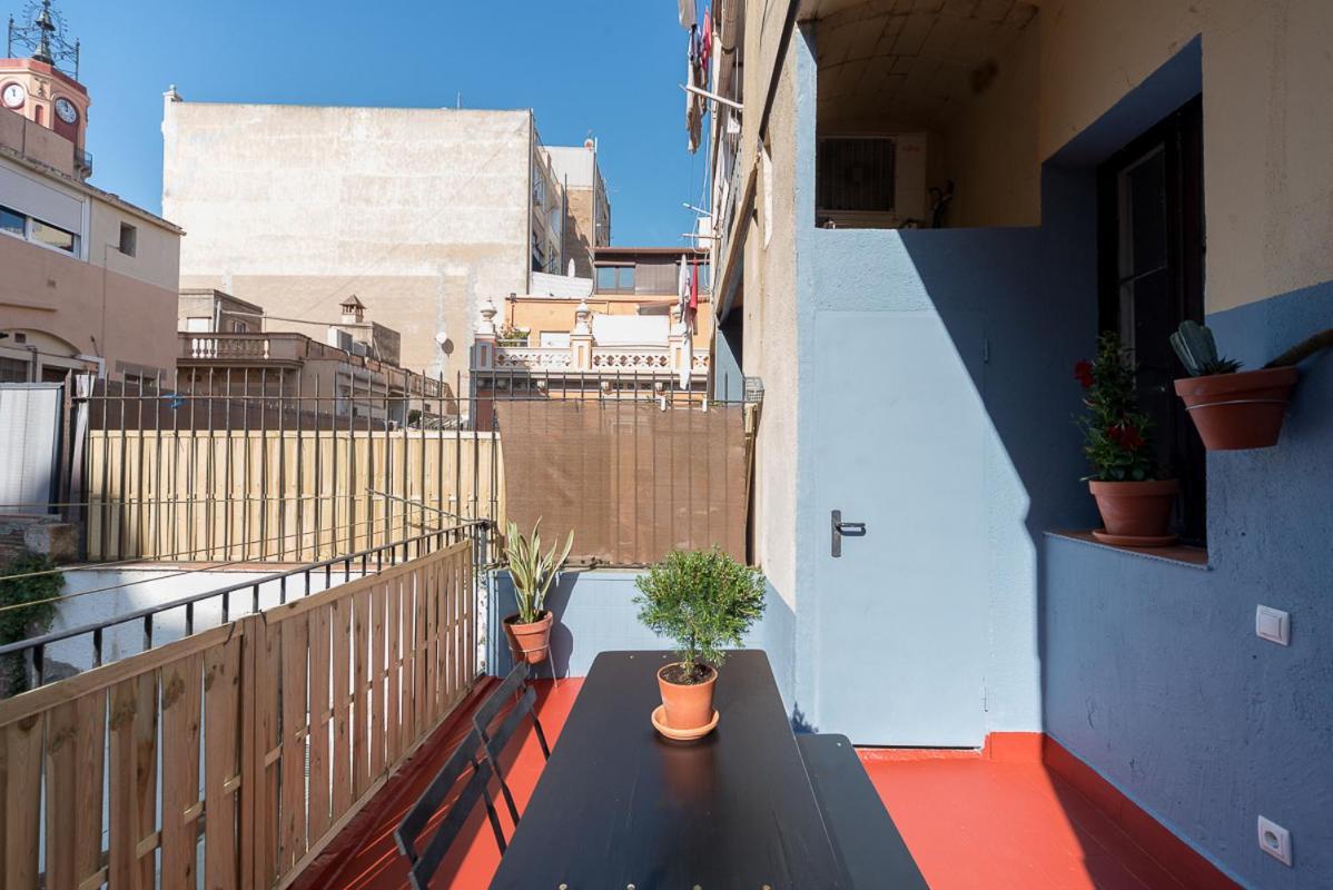 Oasis with a Sunny Terrace in the Heart of Gracia 2