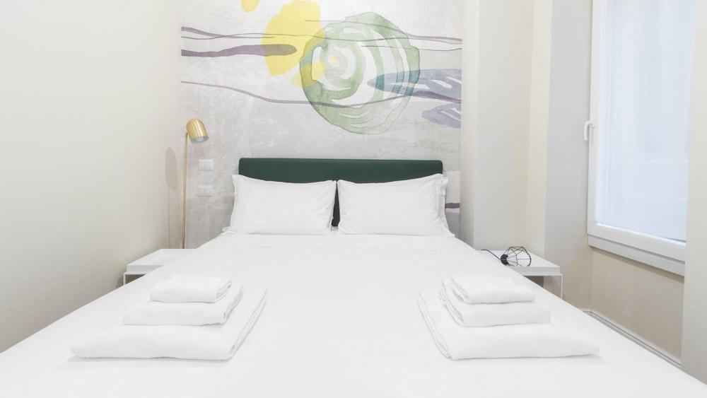 Italianway - Garibaldi 104 a