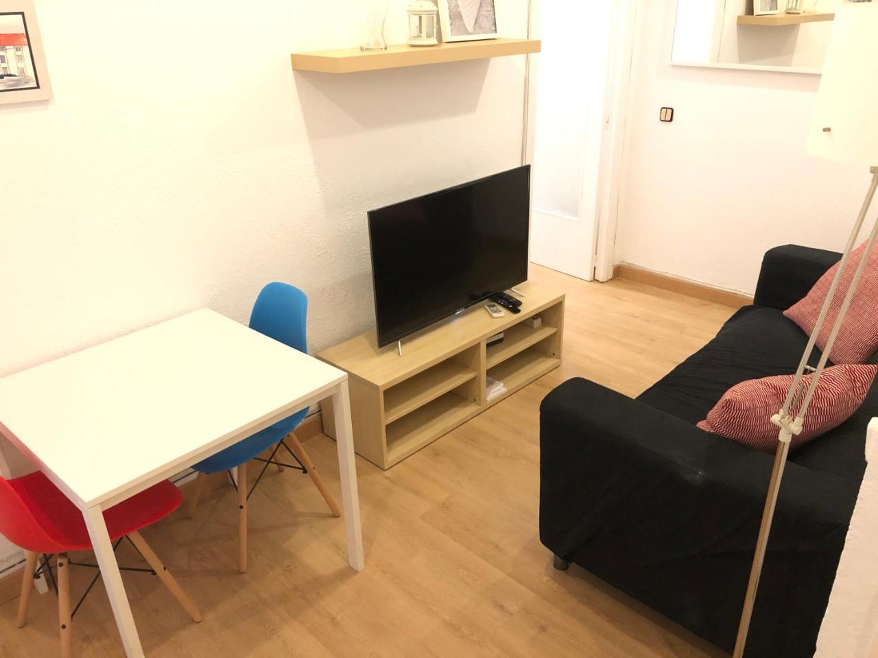 New! Apartment in Sarria Near Metro 1