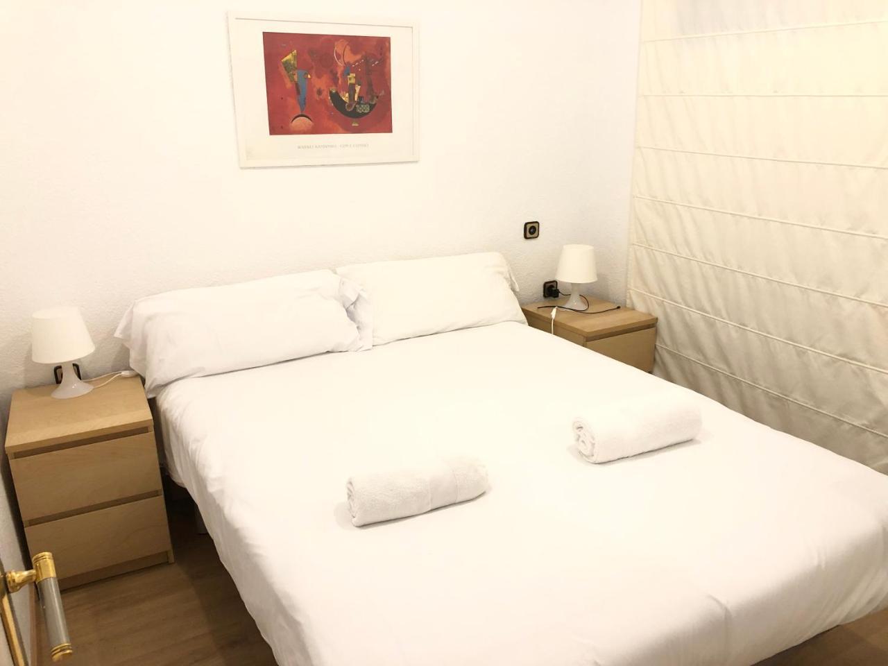 New! Apartment in Sarria Near Metro 2