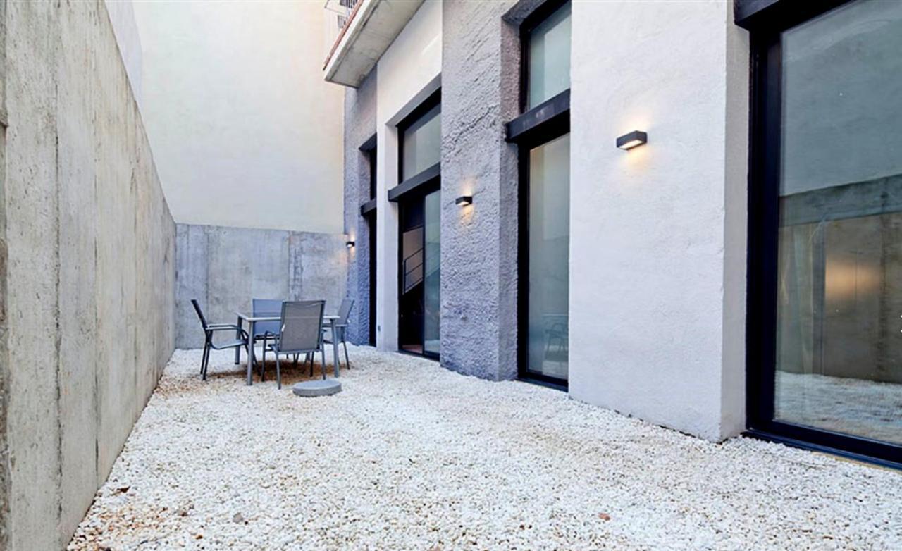 Chic And Modern Apartments in Gracia 2