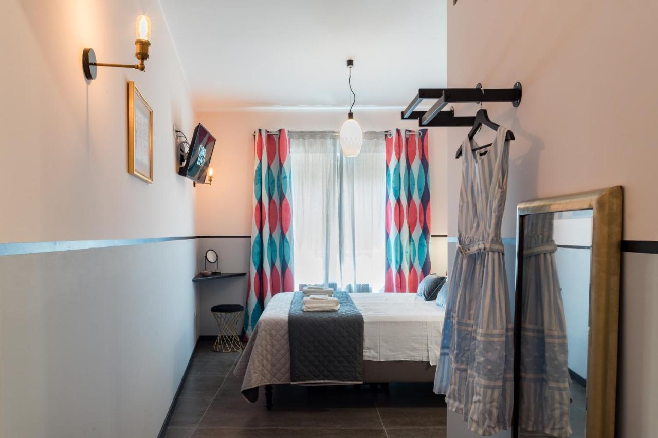 Contus Retro Guest House 2