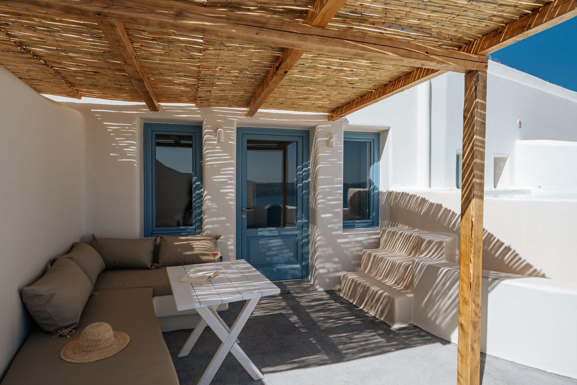 Akrorama Villa & Suites