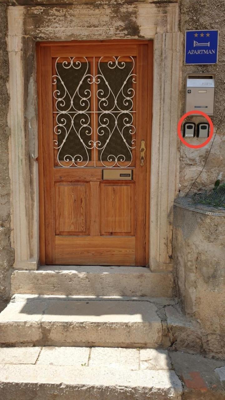 Artium Luxury Apartment 1