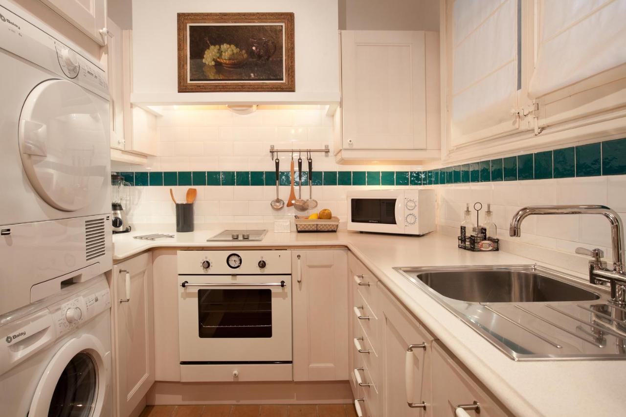 Romantic in Trendy Gracia