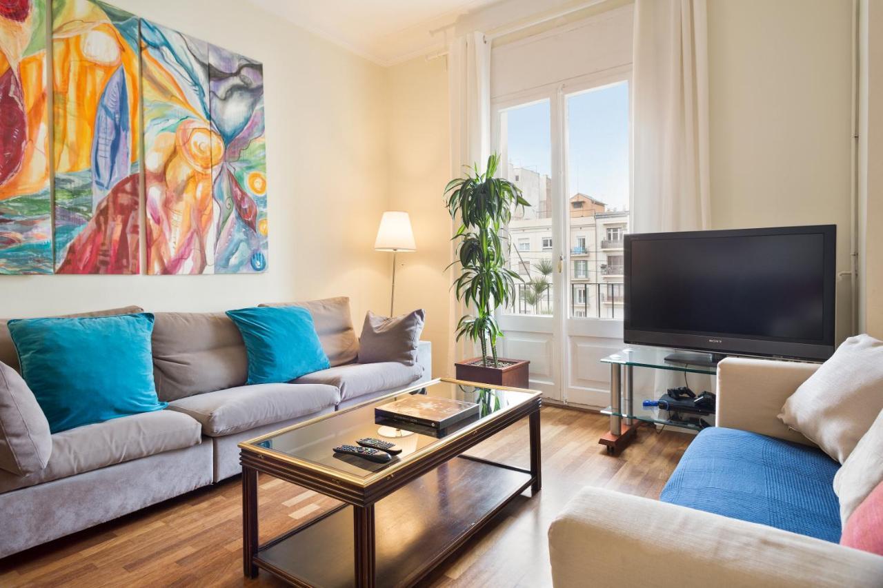 Large & Beautiful Apartment 4min From Passeig de Gracia