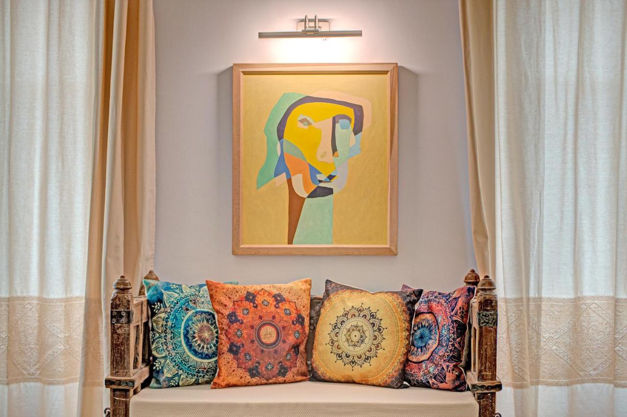 Right House Sur Le Port - Harbour View 1