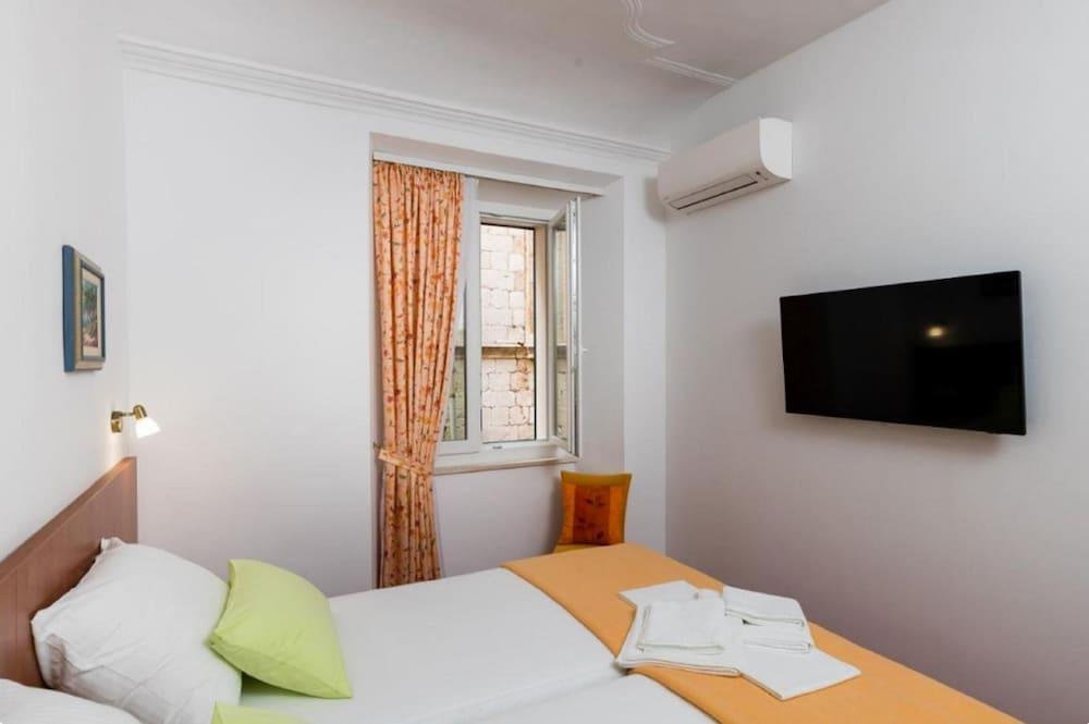 Anima Mea Old Town Apartment