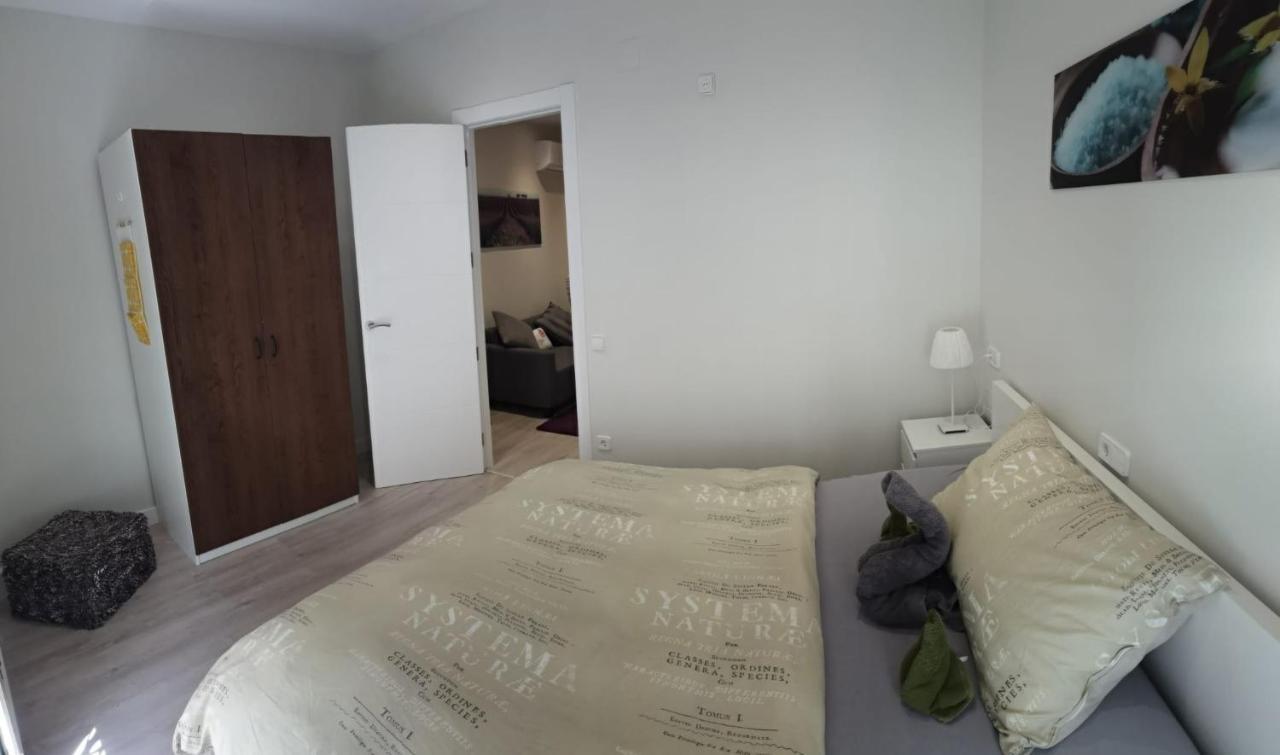 Barcelona, Apartamento de 2 Habitaciones. 1