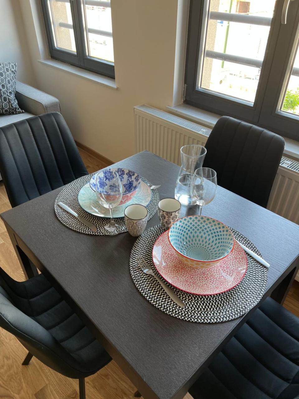 Cosy Appartement with Canal View 2