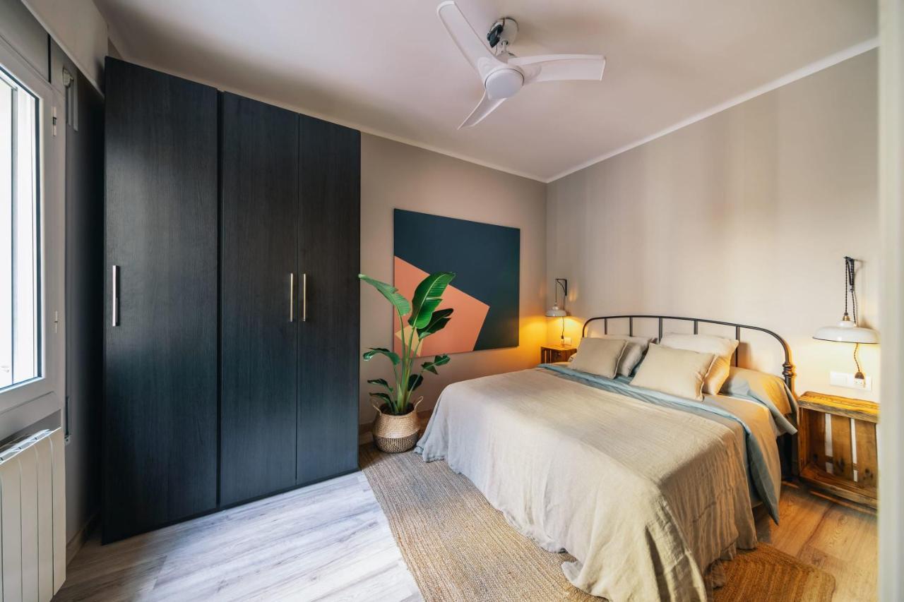 Comfortable 3-Bedroom Next To Sagrada Familia (Adults Only) 1