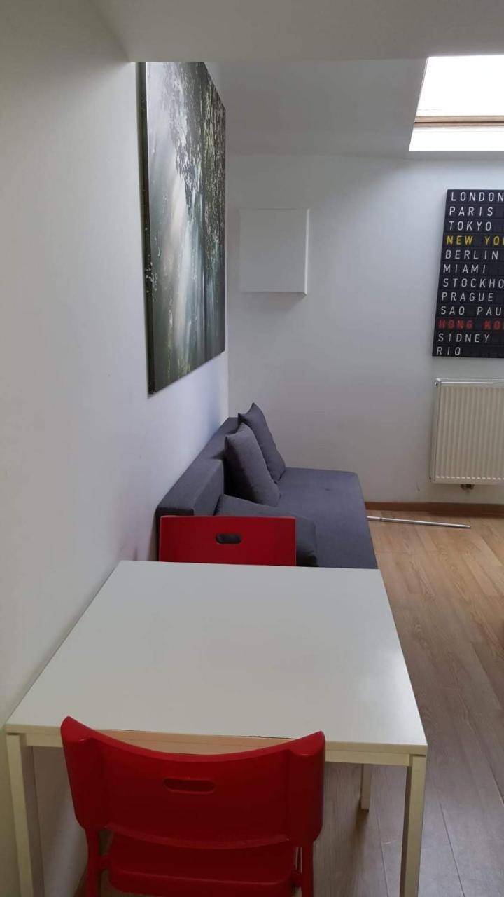 Central Duplex Sleeps 4 2