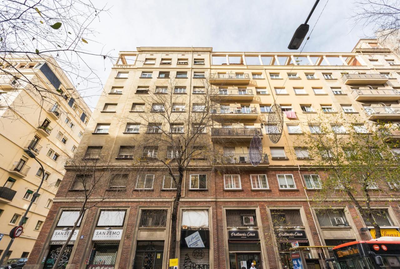 Stylish 3 Bedroom Apartment 2