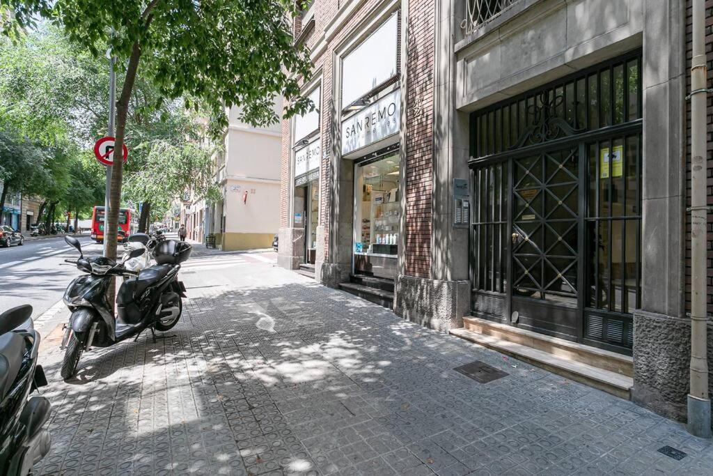 Stylish 3 Bedroom Apartment 1