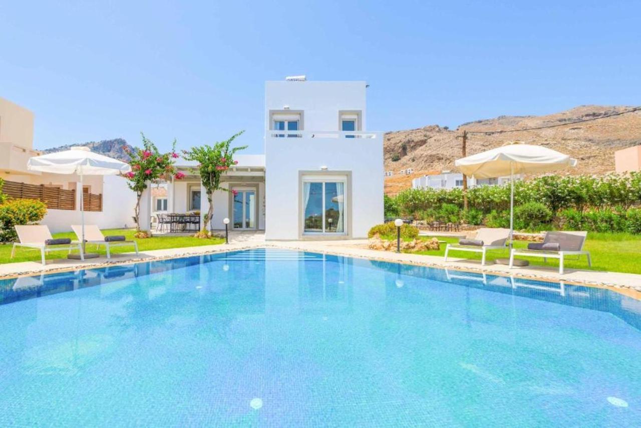 Villa Melodia, 4 Bedroom Villa with Private Pool 2