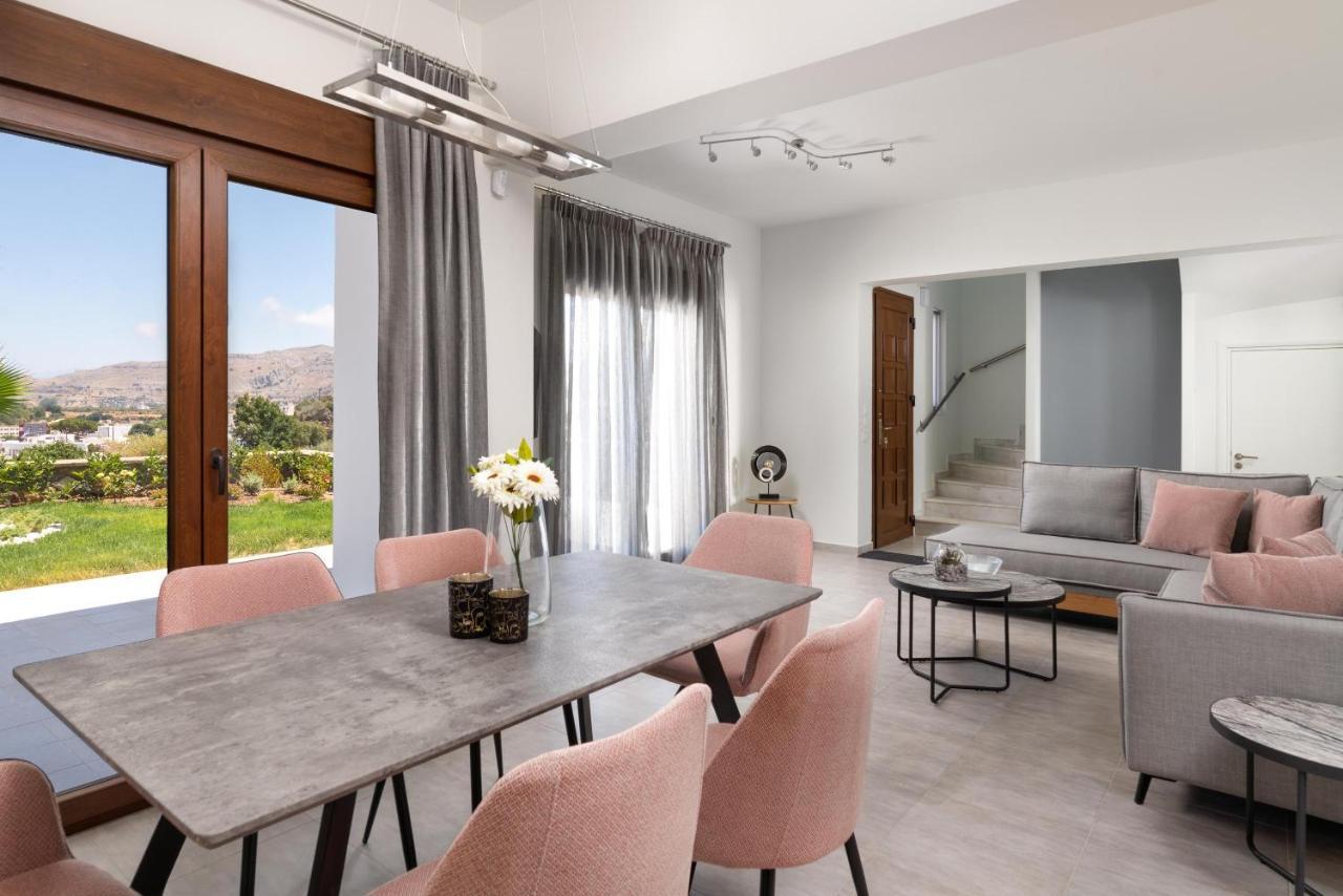 Villa Mariani Renovated May 2022 ,Private Pool, Sea Views , Lindos 10 Mins,Beach 3 Mins 1