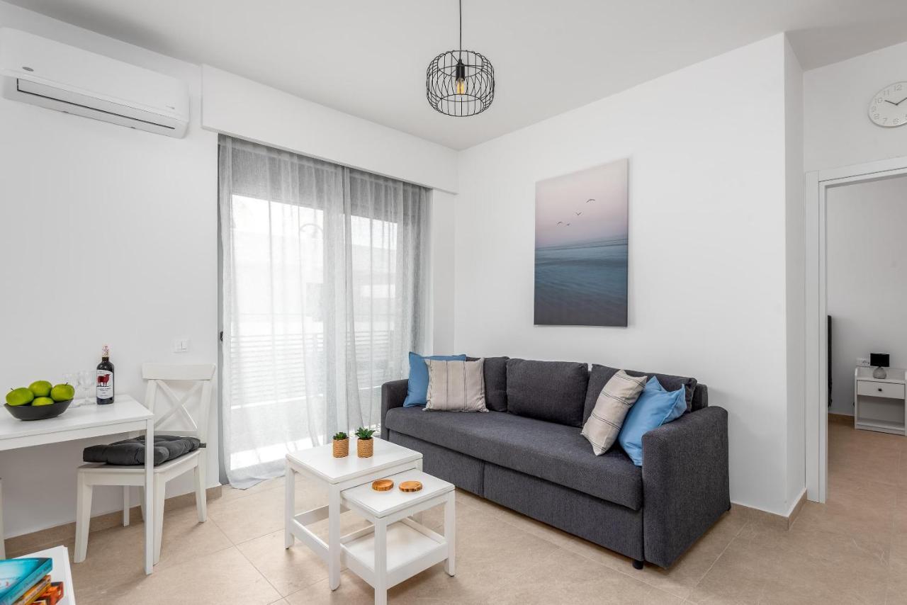 Rhodes Retreat & Getaway Apartments 2