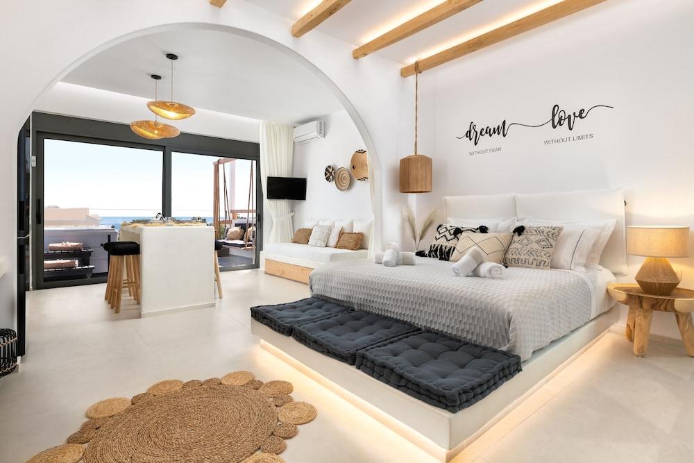 Pefkos Allure Luxury Suites 1