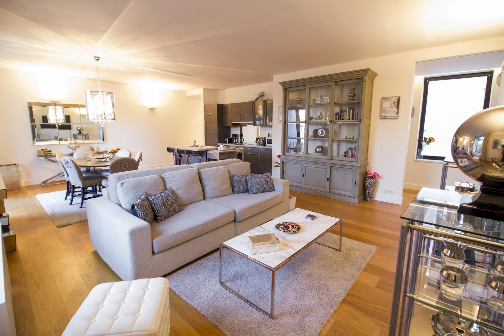 Brussels - Louise Stephanie II