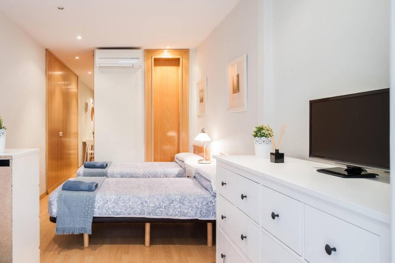 Nice Apartment Near Barcelona Center 2