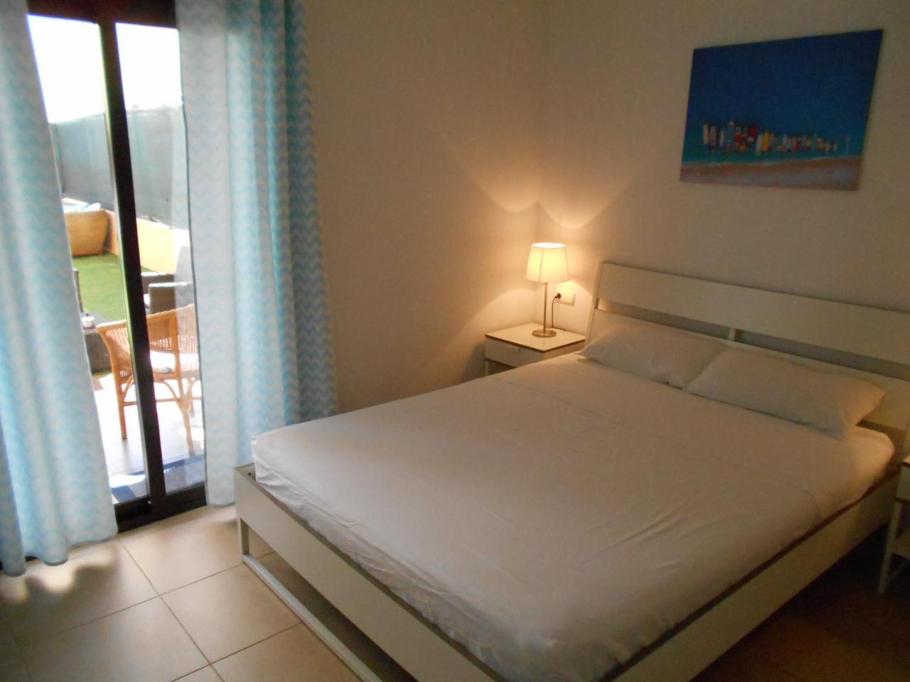 Spacious Apartment with Large Private Garden in Palm Mar 2