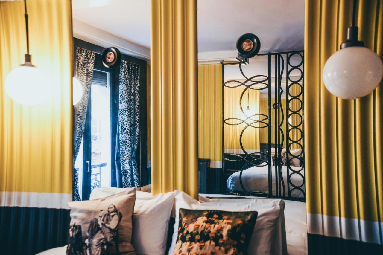 La Mondaine (Adults only) 2