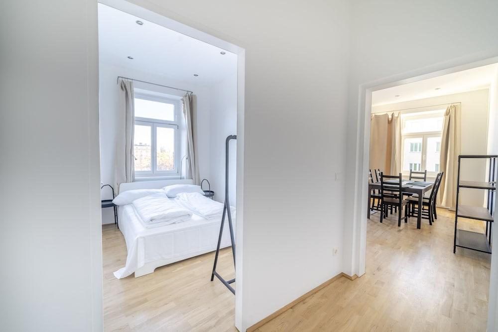 Kings Court Apartments Vienna 2