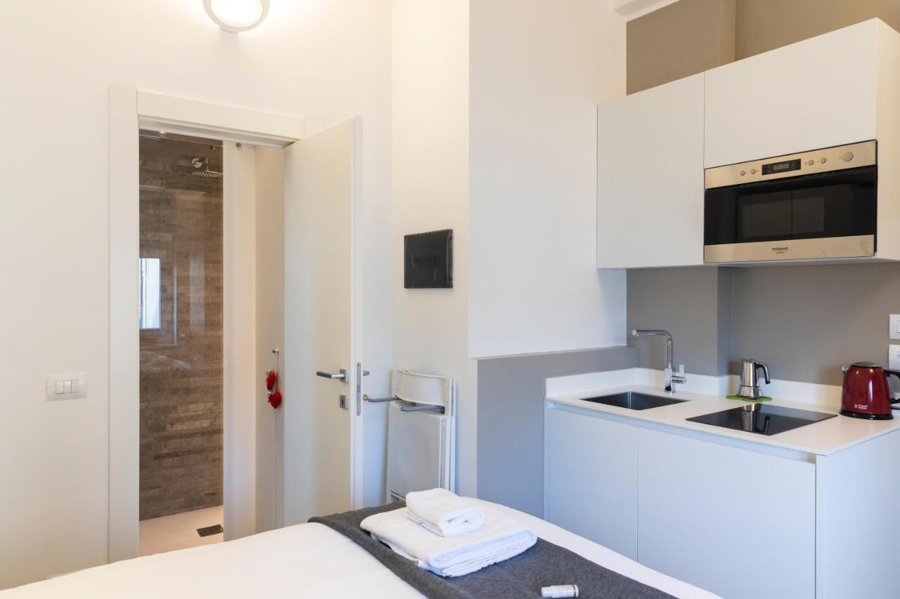 La Piccola Perla - Repubblica/Central Station