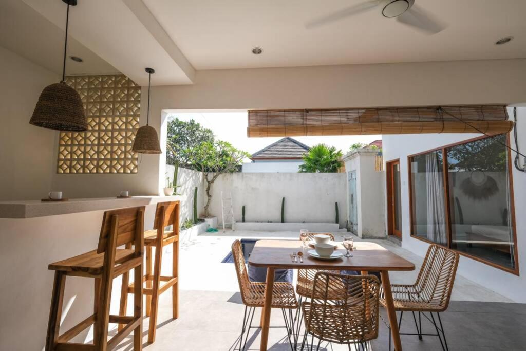 Kiki Village Bathtub And Living Room 2