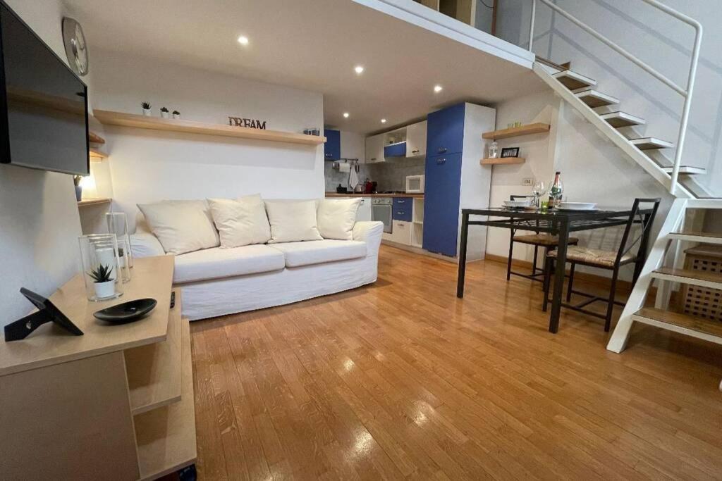 Solution Home in the Porta Romana Area