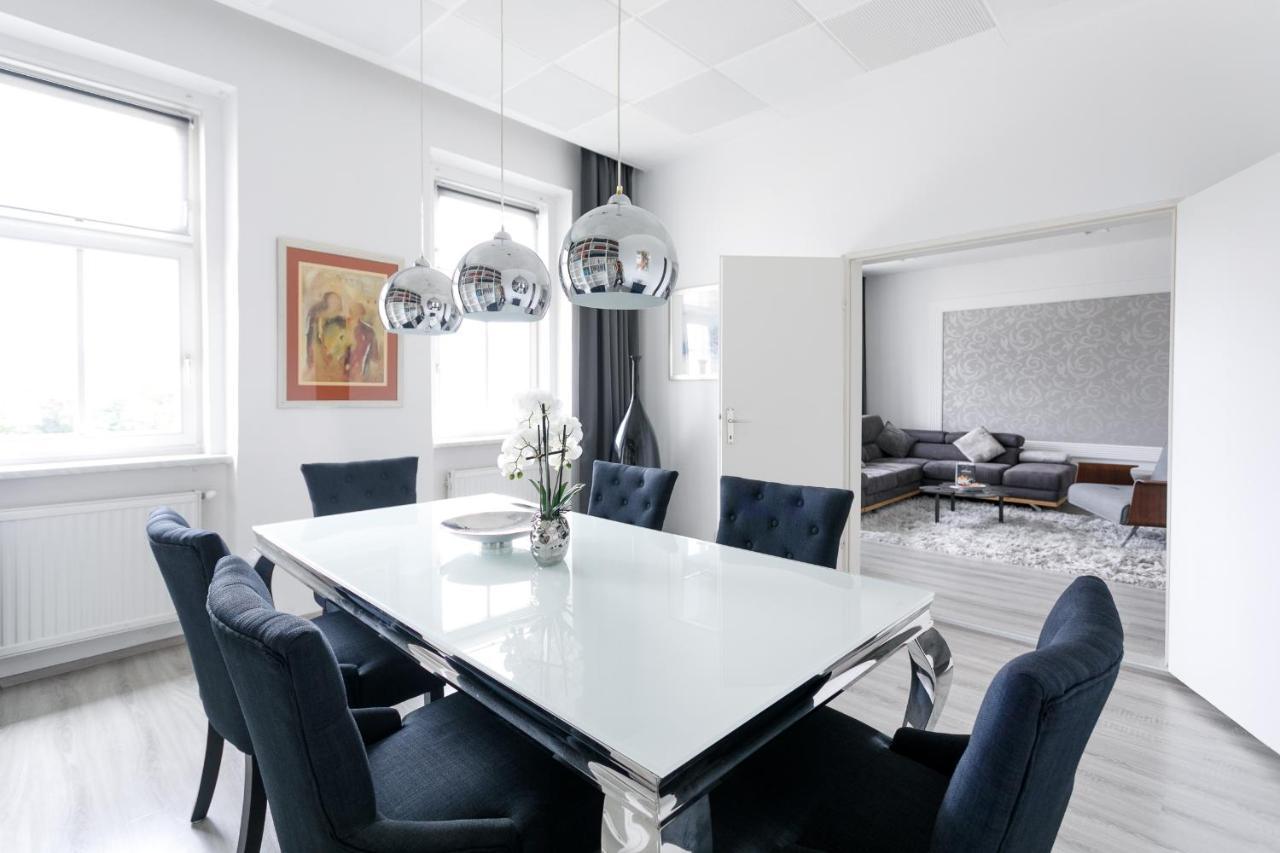 Central And Chic - Apartment Next To Metro U1 2