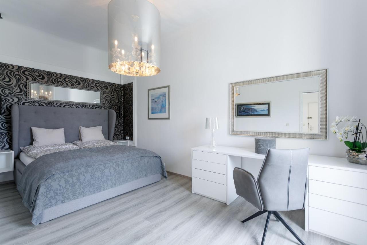 Central And Chic - Apartment Next To Metro U1 1