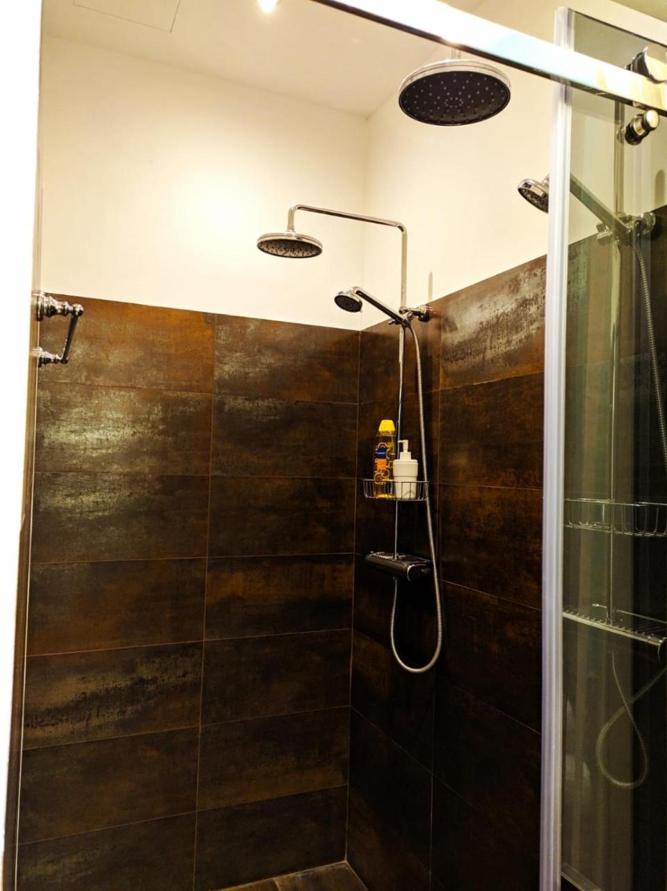 Beautiful Basement-Tony Appartment-In the Heart of Milan 2