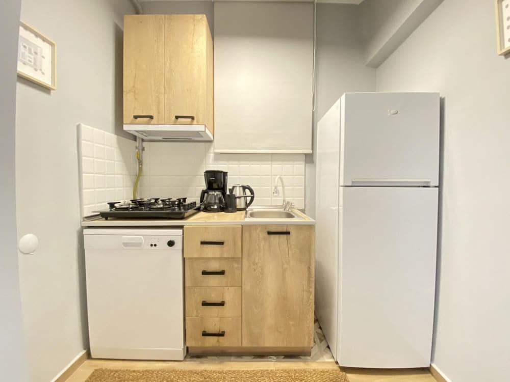 Missafir Exceptional Flat with Balcony in Sisli 1