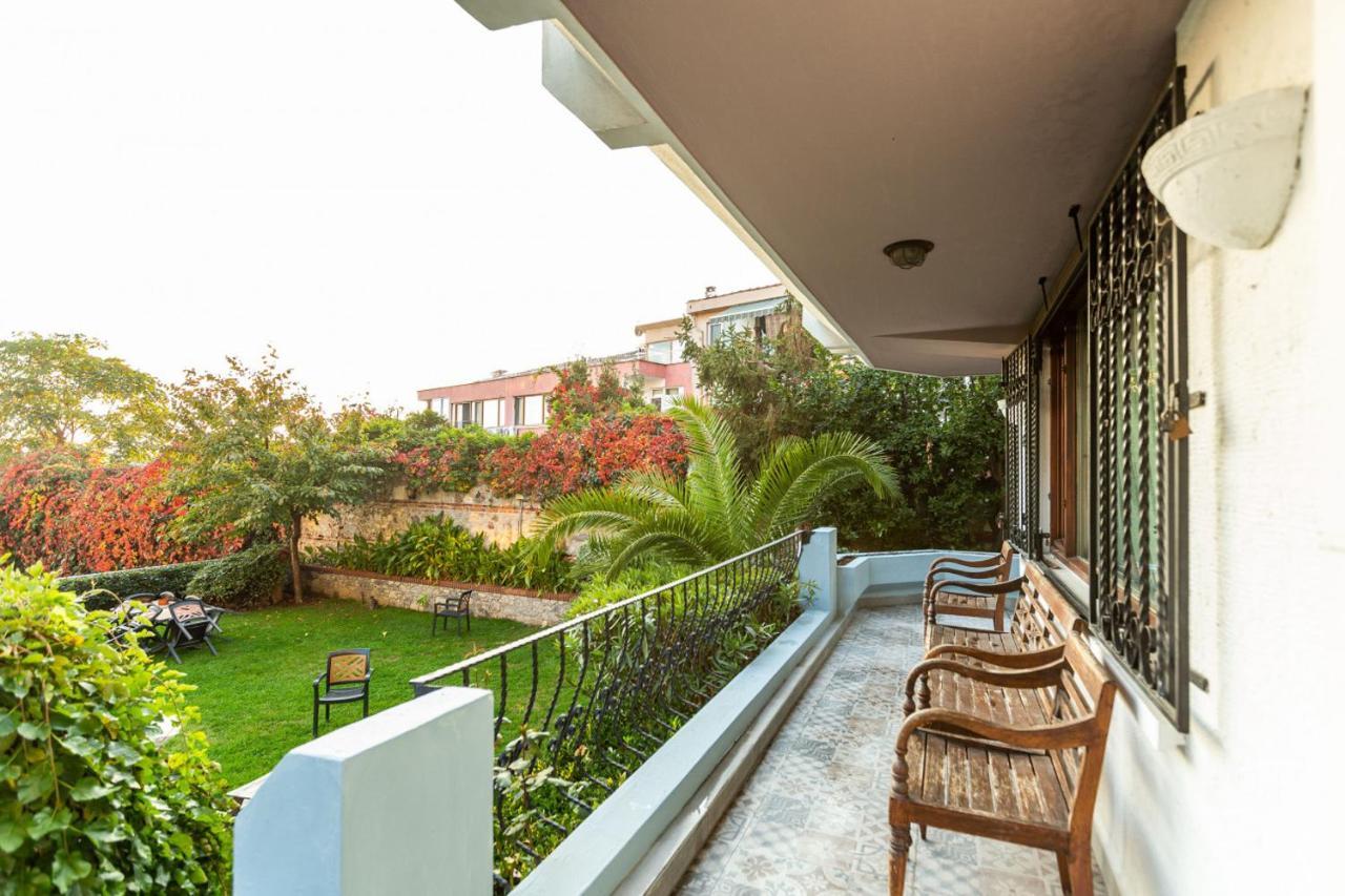 Flat with Fascinating Bosphorus View in Besiktas 1