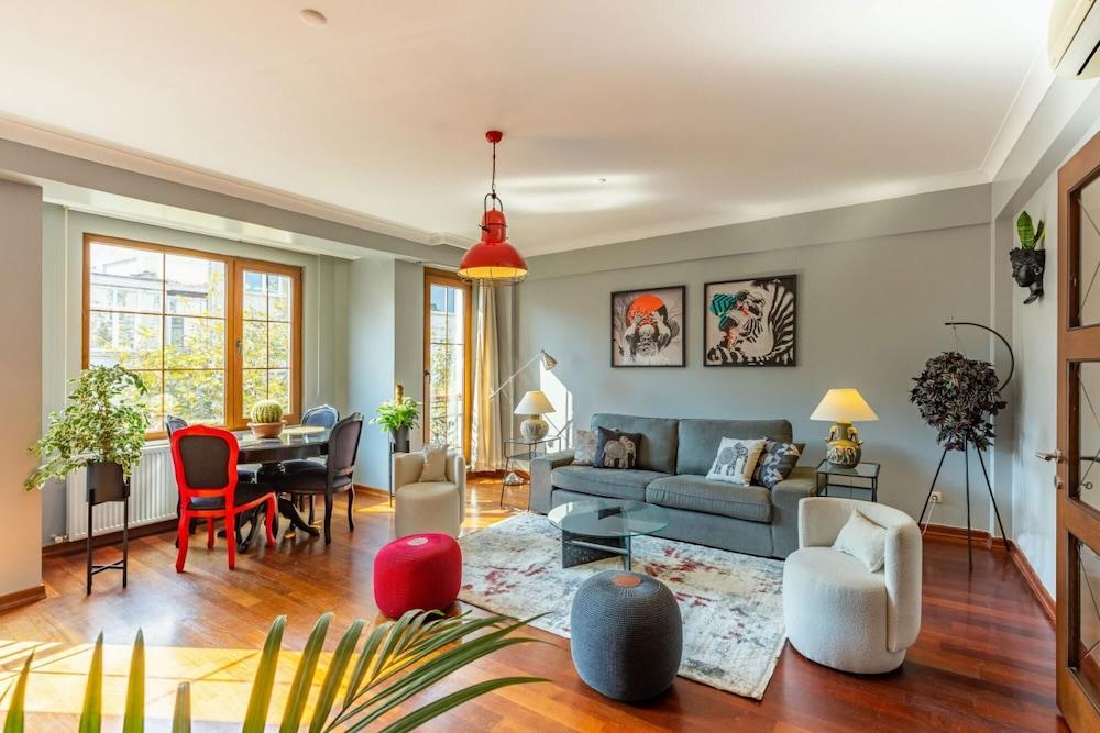 Outstanding Flat with Calming View Nisantasi