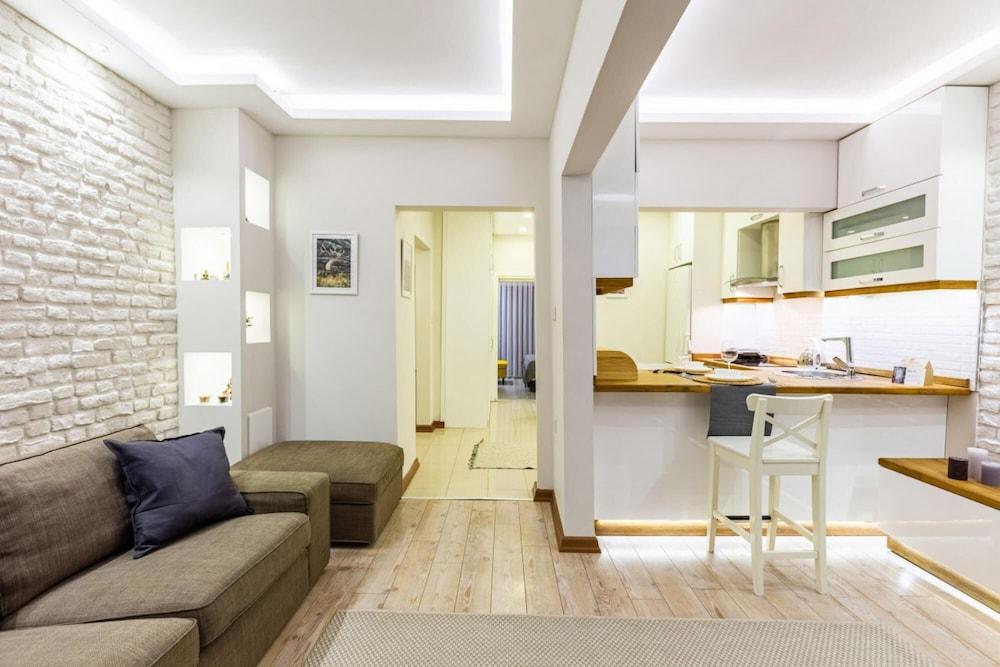 Missafir Excellent Flat with Backyard in Nisantasi 2