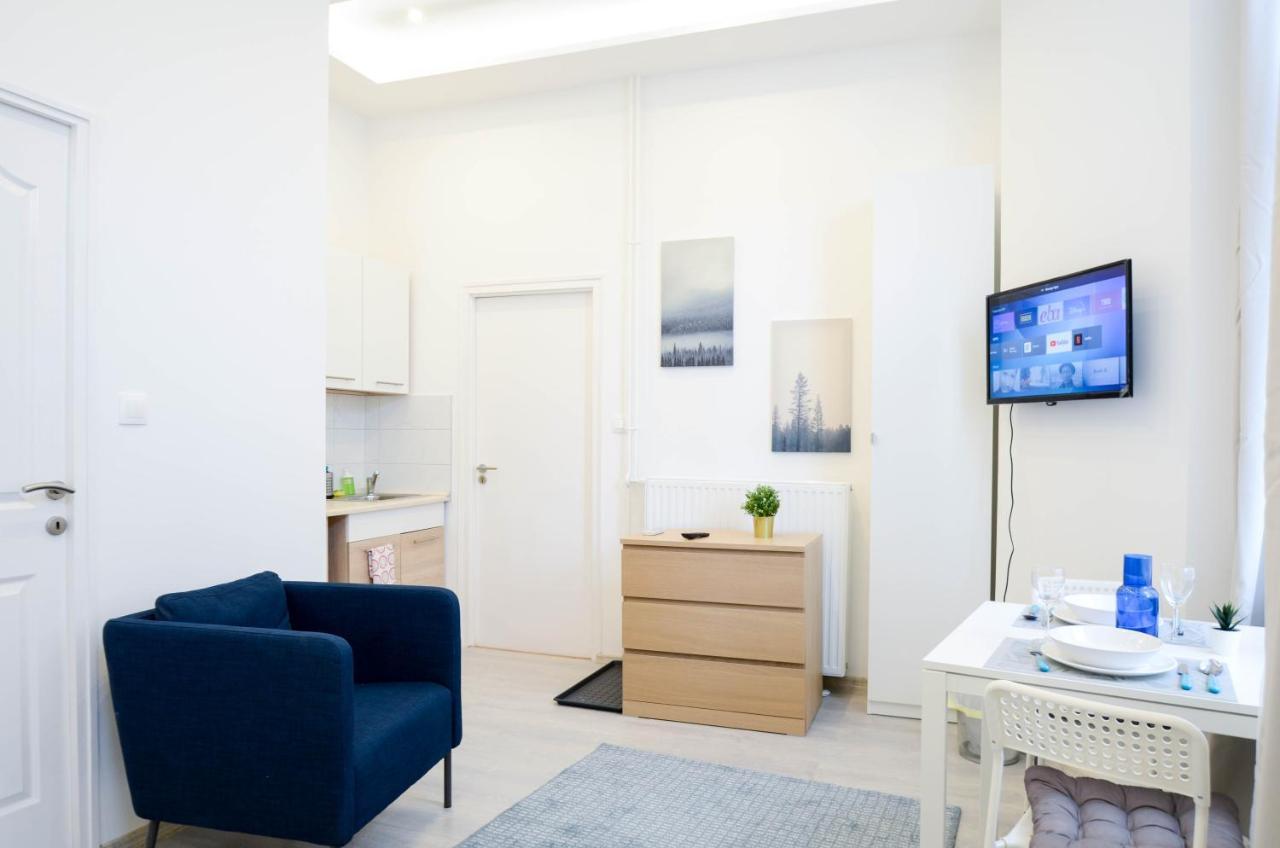 Papnovelde Royal Inn @Inner City 1