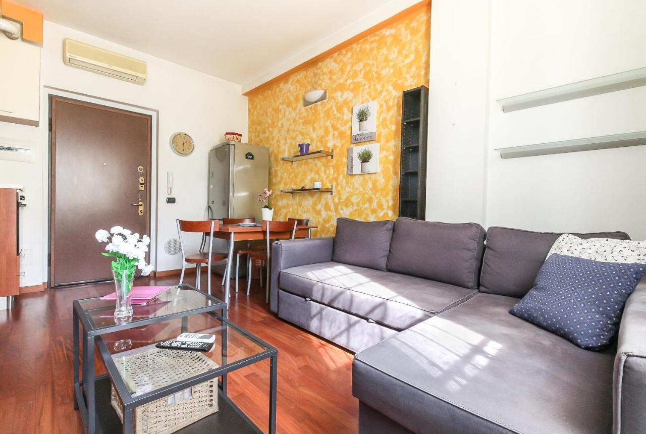Alessia'S Flat- Lorenteggio 2
